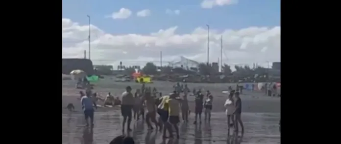 TENSIÓN EN PLAYA UNIÓN: ENFRENTAMIENTO A GOLPES ENTRE UN TURISTA Y GUARDAVIDAS